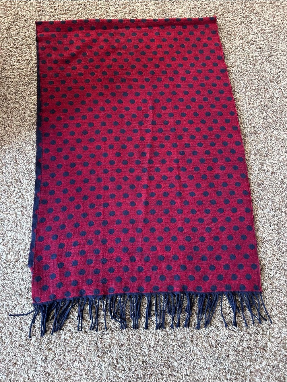 Tommy Hilfiger Oversized Reversible Red/Blue Polka Dot Scarf - Picture 8 of 8
